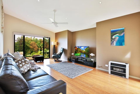 Panorama At The Lake Pet Friendly 15 Mins To Hyams Beach - Accommodation Fremantle 4