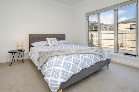 Staughton Sounds - Accommodation Fremantle 2