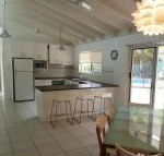 15 Larapinta Court Family home with swimming pool in a quiet street  central location close to CBD - Accommodation Fremantle