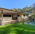 7 Ibis Court Spacious family home with large outdoor area swimming pool  ample parking - Accommodation Fremantle