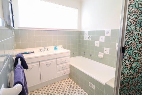 Coastal Horizons Beach House - Accommodation Fremantle 1