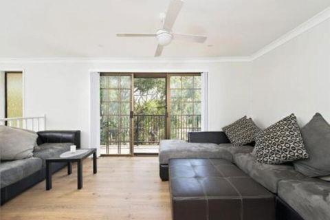 Amaroo Retreat At Fingal Bay - Accommodation Fremantle 5