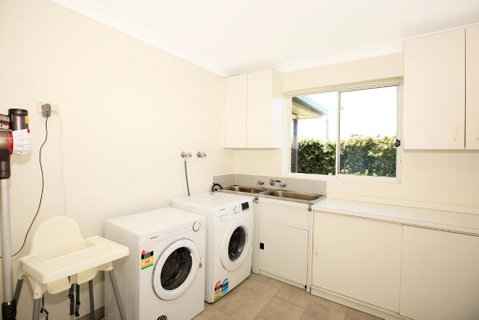 Neptune Absolute Beachfront - Accommodation Fremantle 1