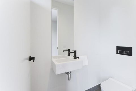 BOUTIQUE STAYS Murrumbeena Place 1 - Accommodation Fremantle 6