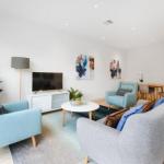 BOUTIQUE STAYS Murrumbeena Place 2 - Accommodation Fremantle 0