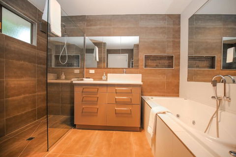 Alderwood - Accommodation Fremantle 4