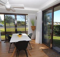 Time  Tide 1 Ground Floor with Water Views - Accommodation Fremantle