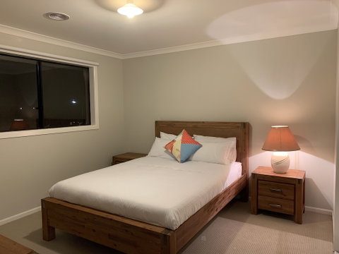 Apple House Truganina - Accommodation Fremantle 3