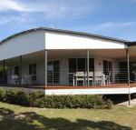 14 Zircon Street Centrally located family home with covered deck close to patrolled beach  shops - Accommodation Fremantle