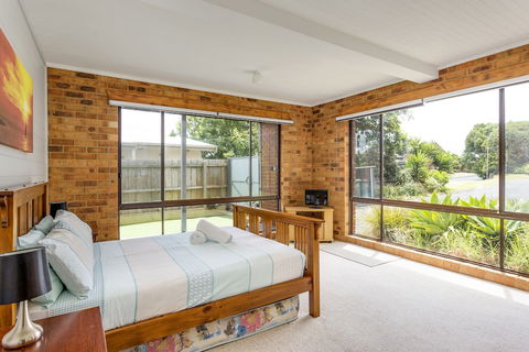 Sany Views - Accommodation Fremantle 1