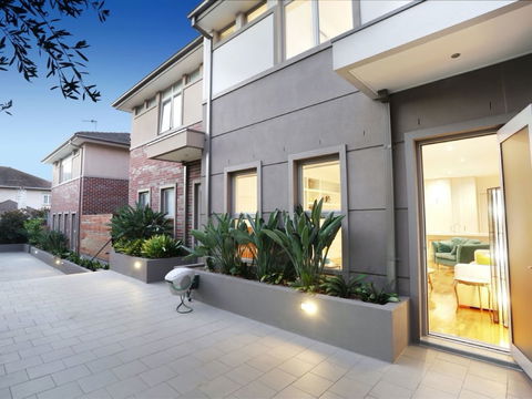 Kew Luxurious Townhouse - Accommodation Fremantle 0