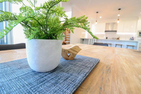 Beachside Oasis - Accommodation Fremantle 4