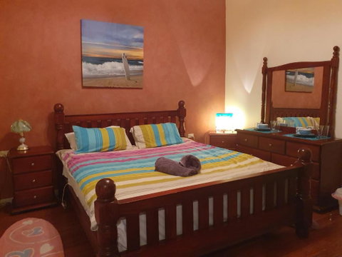 JUST 4 YOU! Amazing Sea Views WIFI Fullly Air Conditioned King Bed - Accommodation Fremantle 5
