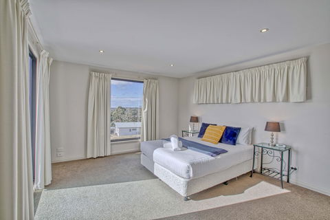 Georges Bay Luxury - Accommodation Fremantle 3