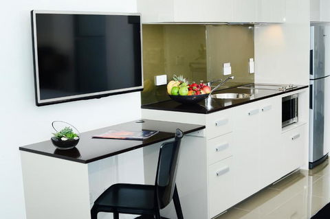 Apartments At 79 Goondoon - Accommodation Fremantle 4
