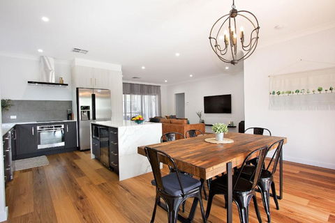 The Clyde Greenock - Accommodation Fremantle 1