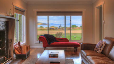Castaway Cottage - Essentially Tas - Accommodation Fremantle 4