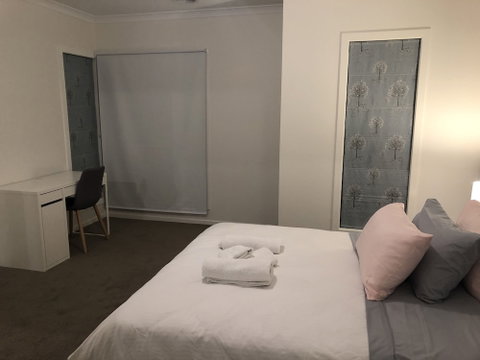 Apple House Tarneit North - Accommodation Fremantle 4
