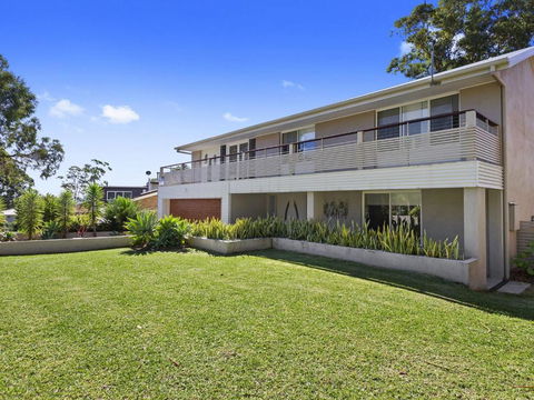 HILLTOP HAVEN In MOLLYMOOK - Accommodation Fremantle 5