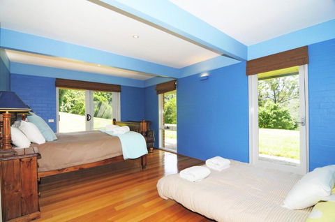 Yeola Lush Location With River Access! - Accommodation Fremantle 1