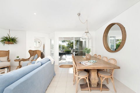 Arabella Stylish Seaside Sanctuary With Views - Accommodation Fremantle 4