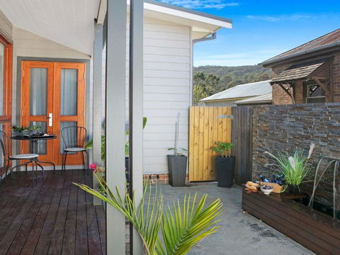 Advilla Stylish Charming & Central Location - Accommodation Fremantle 1