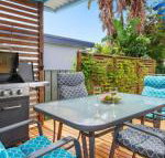 Sea Shack renovated 1950s beach house - Accommodation Fremantle