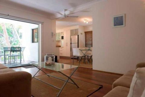 Absolute Beachfront Mooloolaba - Accommodation Fremantle 4