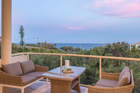 Penthouse Luxe Sunrise Beach - Accommodation Fremantle 6