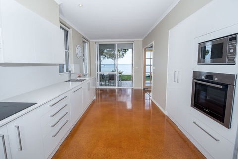 A Foreshore Salamander Bay - Accommodation Fremantle 5