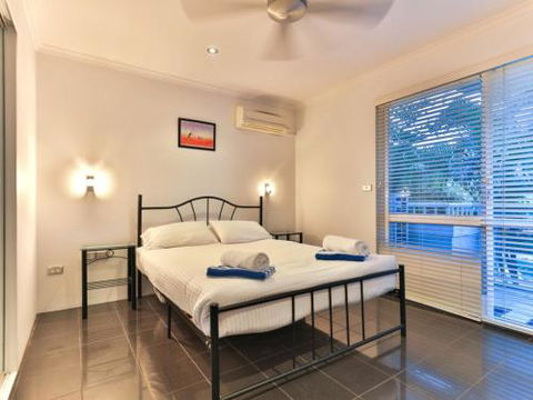 RED COWRIE 321atPALM COVE - Accommodation Fremantle 1
