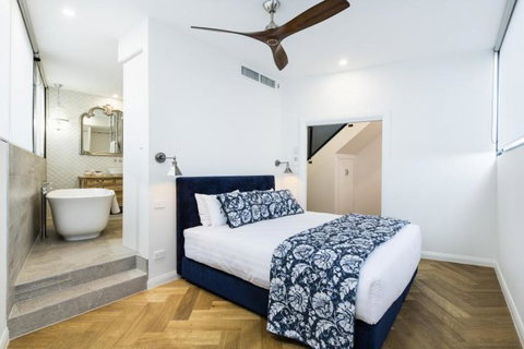 Accommodate Canberra Warehouse - Accommodation Fremantle 4