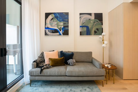 IFSuites Melbourne Village - Accommodation Fremantle 6