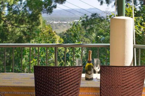 6 Avenal - Accommodation Fremantle 2