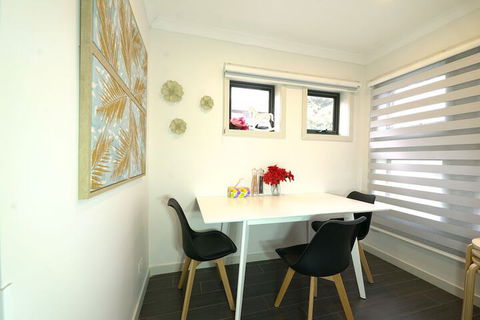 A Cozy 3BRM House At Doncaster - Accommodation Fremantle 6