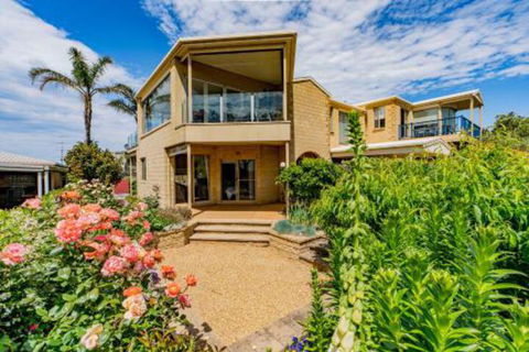 VIEWS FOREVER INVERLOCH - Accommodation Fremantle 5