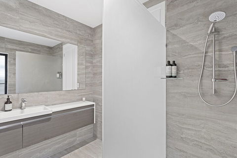 Maggies Place 46B Danalene Parade - Accommodation Fremantle 7