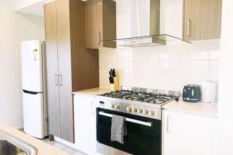 Comfortable 4BR 2Bath House Tarneit Melbourne???? - Accommodation Fremantle 2