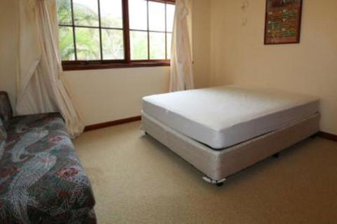 Amzaz 15 Korogora Street - Accommodation Fremantle 6