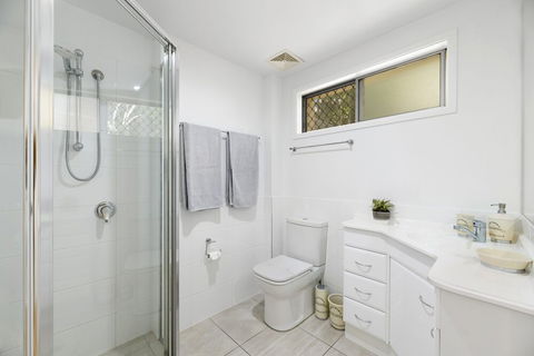 Noosa Heads Beach Getaway Unit 3 Yaringa 29 Noosa Drive - Accommodation Fremantle 1