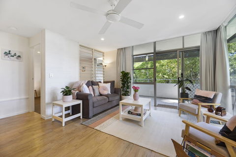 Noosa Heads Beach Getaway Unit 3 Yaringa 29 Noosa Drive - Accommodation Fremantle 2