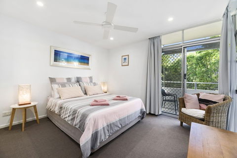 Noosa Heads Beach Getaway Unit 3 Yaringa 29 Noosa Drive - Accommodation Fremantle 4