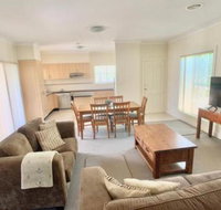 Spacious 2 Bed 2 Bath Villa Central Location Quiet - Accommodation Fremantle