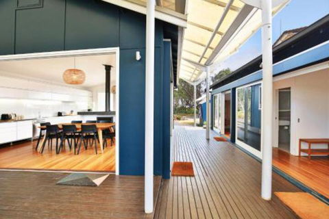 Ayana Beach House Pet Friendly Opposite Beach - Accommodation Fremantle 2