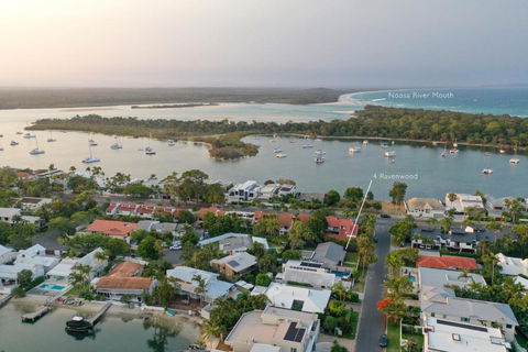 Walk To Hastings Street Noosa Sound - Accommodation Fremantle 3