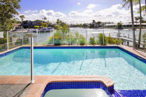 Waterfront On Witta Circle - Accommodation Fremantle 5