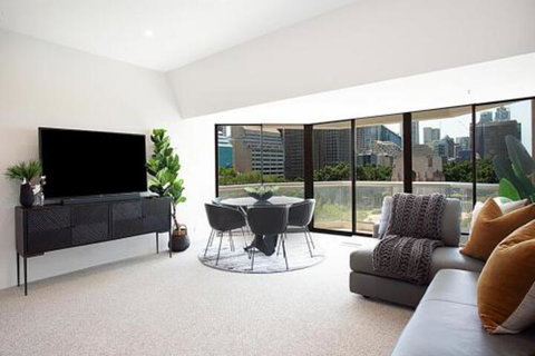THE HYDEAWAY LUXE HYDE PARK CITY APARTMENT Hosted By LAbode Accommodation - Accommodation Fremantle 7