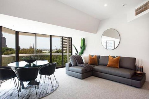 THE HYDEAWAY LUXE HYDE PARK CITY APARTMENT Hosted By LAbode Accommodation - Accommodation Fremantle 0