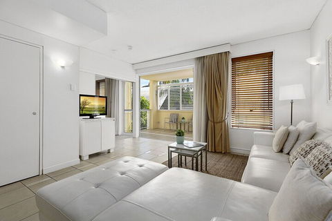 Hastings Street Unit Across Road From Beach Unit 524 32 Hastings Street - Accommodation Fremantle 5
