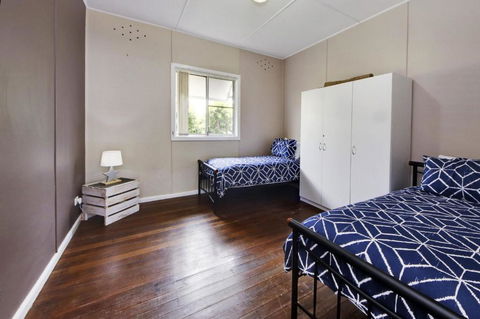 A Reel Teal - Accommodation Fremantle 2